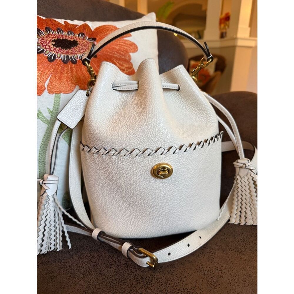 Coach Lora Bucket Bag Whipstitch Tassels Hangtag Chalk 2020 #651